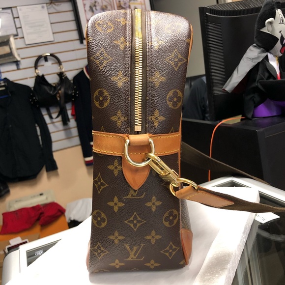 Louis Vuitton Briefcase Monogram Voyage Bag - Picture 4 of 8